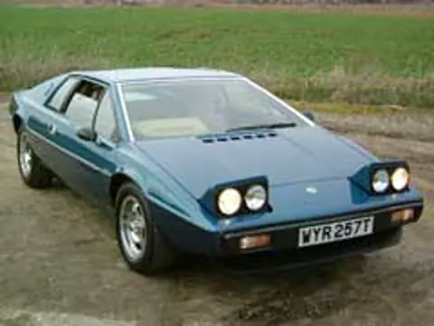 Lotus Esprit S1 chassis 330G registration WYR 257T historical archive photograph 12