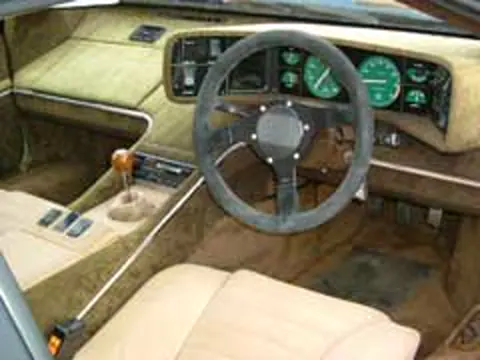 Lotus Esprit S1 chassis 330G registration WYR 257T historical archive photograph 8