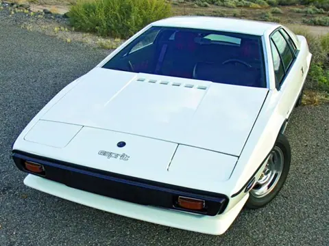 Lotus Esprit S1 chassis 017 YTR registration 017 YTR historical archive photograph 13