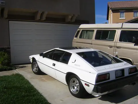 Lotus Esprit S1 chassis 107H registration XQD736 historical archive photograph 5