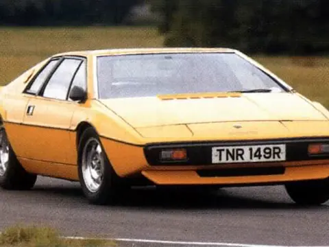 Lotus Esprit S1 chassis 134G registration TNR 149R historical archive photograph 2