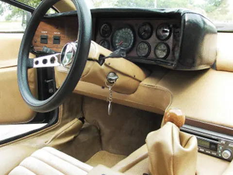 Lotus Esprit S1 chassis 197H registration 428 CPF historical archive photograph 16