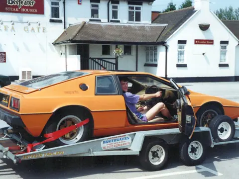 Lotus Esprit S1 chassis 216G registration XOD 470S historical archive photograph 39