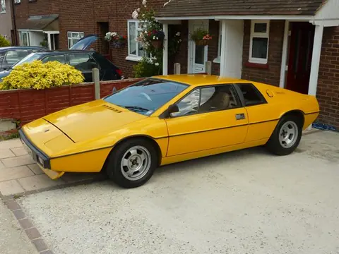 Lotus Esprit S1 chassis 226G registration RON 835R historical archive photograph 29