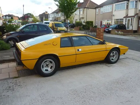 Lotus Esprit S1 chassis 226G registration RON 835R historical archive photograph 19