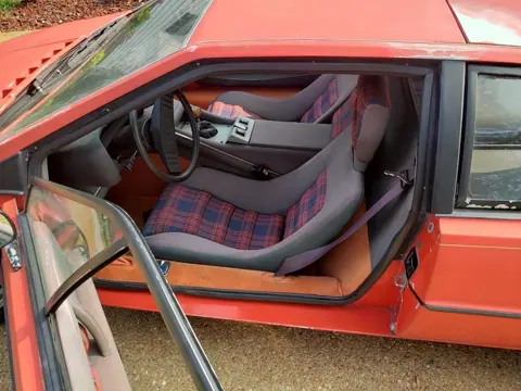 Lotus Esprit S1 chassis 241H historical archive photograph 4