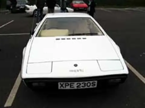 Lotus Esprit S1 chassis 270G registration 600 LOT and XPE 230S historical archive photograph 34
