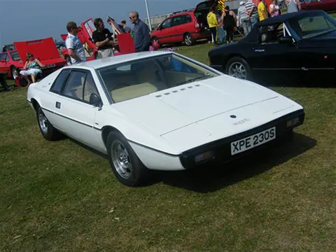 Lotus Esprit S1 chassis 270G registration 600 LOT and XPE 230S historical archive photograph 26