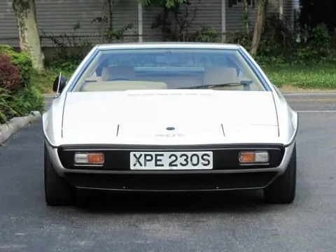 Lotus Esprit S1 chassis 270G registration 600 LOT and XPE 230S historical archive photograph 19