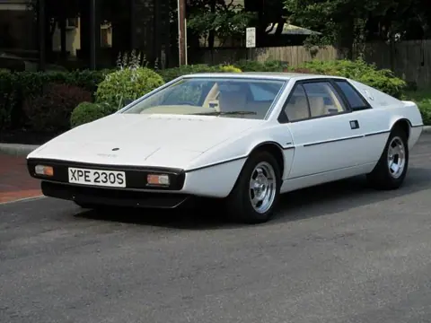 Lotus Esprit S1 chassis 270G registration 600 LOT and XPE 230S historical archive photograph 18