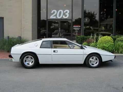 Lotus Esprit S1 chassis 270G registration 600 LOT and XPE 230S historical archive photograph 14