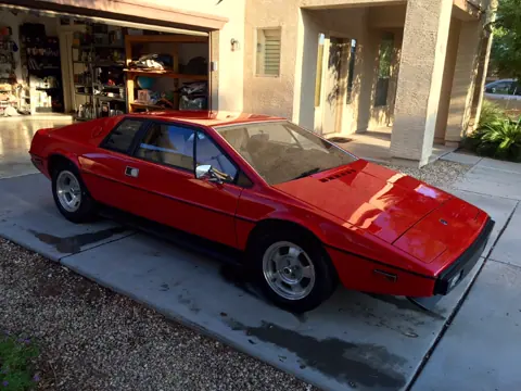 Lotus Esprit S1 chassis 271H registration OCC 110R and BPP 6303 historical archive photograph 5