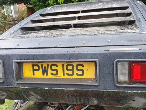 Lotus Esprit S1 chassis 280G registration PWS 19S historical archive photograph 2