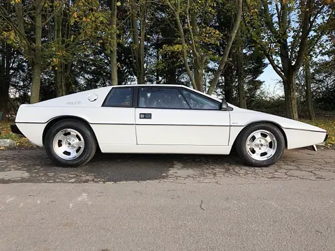 Lotus Esprit S1 chassis 291G registration VCL 986S historical archive photograph 8