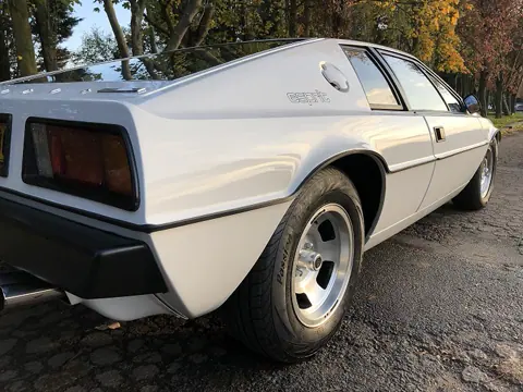 Lotus Esprit S1 chassis 291G registration VCL 986S historical archive photograph 13