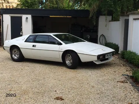 Lotus Esprit S1 chassis 292G registration UPH 281S and PPW 742R historical archive photograph 1
