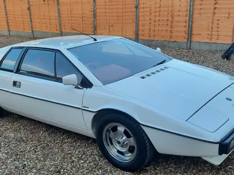 Lotus Esprit S1 chassis 298G registration VOP 200S historical archive photograph 7