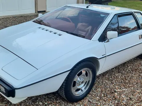 Lotus Esprit S1 chassis 298G registration VOP 200S historical archive photograph 11