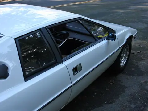 Lotus Esprit S1 chassis 319H registration MTQ 278 and WETNELLIE historical archive photograph 48