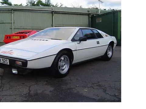 Lotus Esprit S1 chassis 321G registration VPK 92S historical archive photograph 23