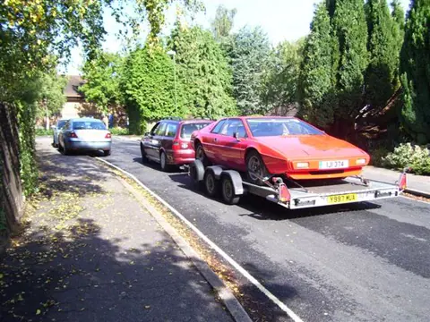 Lotus Esprit S1 chassis 331G registration IJI 374 and VHV 530S historical archive photograph 12