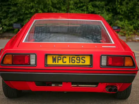 Lotus Esprit S1 chassis 342G registration WPC 169S historical archive photograph 4