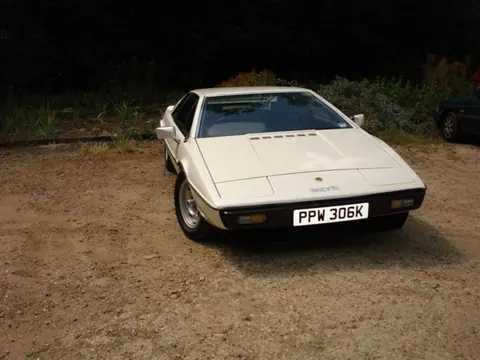 Lotus Esprit S1 chassis 344G registration SWS 13S and PPW 306K historical archive photograph 32