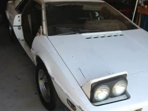 Lotus Esprit S1 chassis 365H historical archive photograph 4