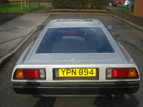Lotus Esprit S1 chassis 367G registration DEC 387S and YPN 894 historical archive photograph 5