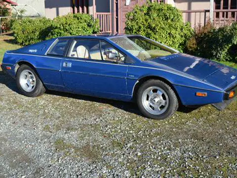Lotus Esprit S1 chassis 424H registration 98308 historical archive photograph 5