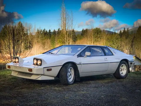 Lotus Esprit S1 chassis 605H historical archive photograph 13