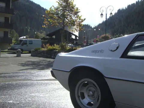 Lotus Esprit S1 chassis 669 EAX registration 669 EAX and 76 LD historical archive photograph 2