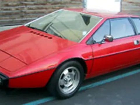 Lotus Esprit S1 chassis G 15 MJD registration G 15 MJD historical archive photograph 2