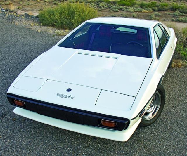 Lotus Esprit S1 chassis 017 YTR